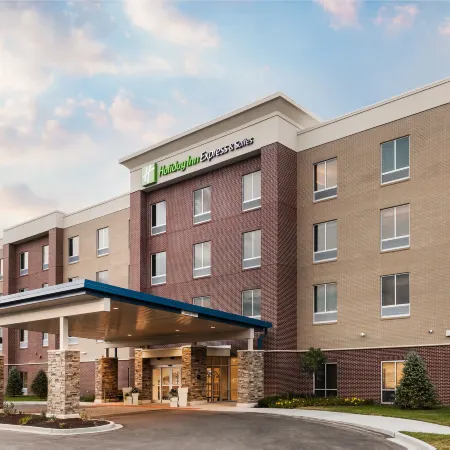 Holiday Inn Express & Suites ST. LOUIS - CHESTERFIELD by IHG
