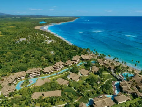 佐伊阿瓜蓬塔卡納飯店