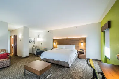 Holiday Inn Express & Suites Franklin Hôtels à : Comte de Simpson