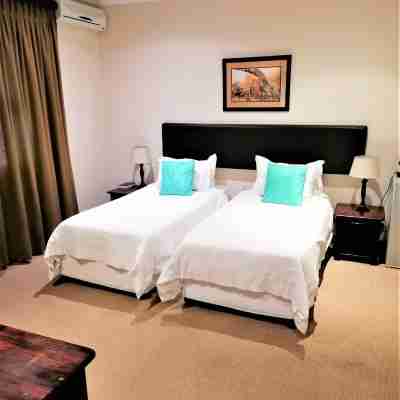 Kalahari Lodge Kimberley Rooms