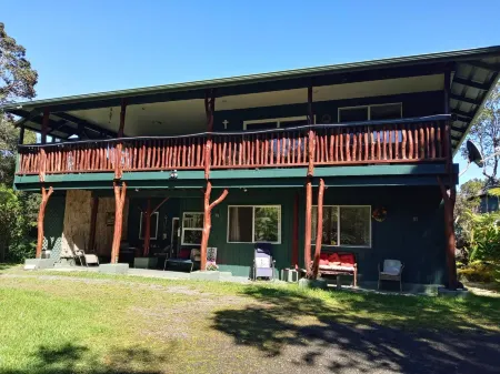 Aloha Crater Lodge