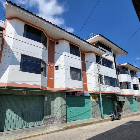 D'Cardenas Hotel
