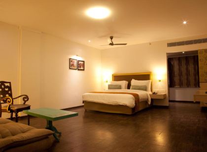 Hotel Sabareesh Park