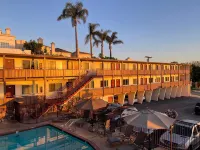 Seahorse Inn Manhattan Beach - LAX 맨하탄비치 호텔