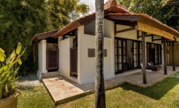 Villa Eight