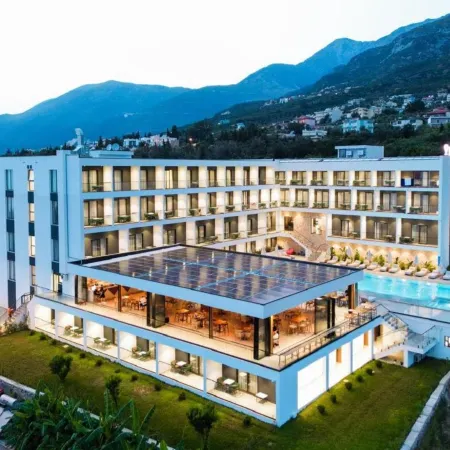Black Diamond Hotel Dhermi