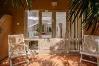 Aurora Hotels in Unawatuna