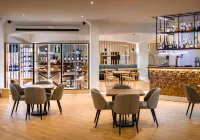 Evora Hotel - bars