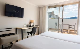 Eurostars Cristal Palace