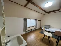 HOSTEL OE - Baarit