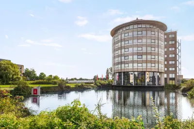 Amedia Amsterdam Airport, Trademark Collection by Wyndham Hotels near Hoofddorp Railway Station