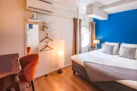 FLOATS by H2OTEL