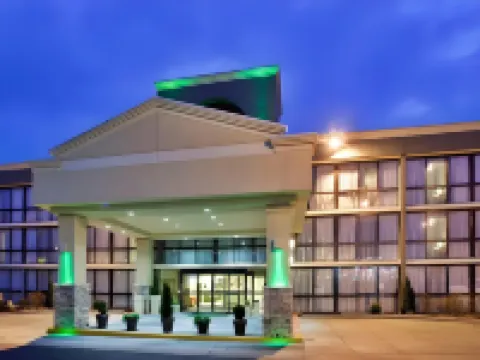 Wingate by Wyndham Kansas City Hotels in Chouteau Township