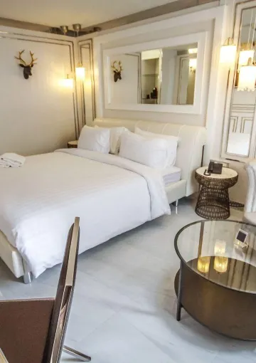 ห้องลักซ์ชัวรี เตียงใหญ่