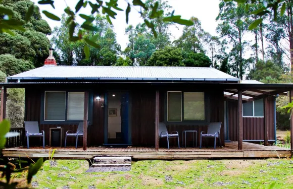 塔雅納河畔小屋酒店
