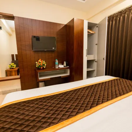 KK Comforts Hotels in Mandya