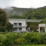 Vivi Fiore Hotels in Mae Wang