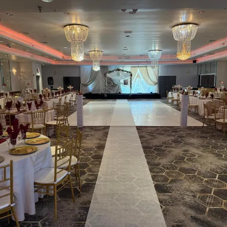 Ramada by Wyndham Glendale Heights/Lombard