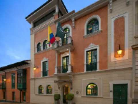 Hotel de La Opera Hotéis próximos à(ao) Biblioteca Luis Ángel Arango
