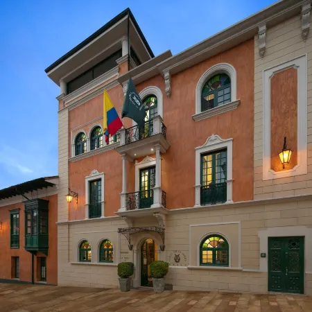Hotel de La Opera Отели рядом с достопримечательностью «Музей колониального искусства в Боготе»