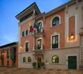 歌劇院飯店 Camarin del Carmen附近的飯店