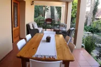 Del Roza Guest House - 4-Star