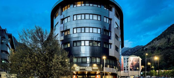 Grand Plaza Hotel & Wellness Hotele w: Andora