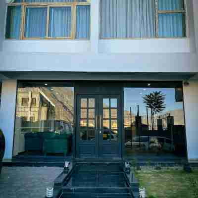 Destination Hotel Gilgit Hotel Exterior