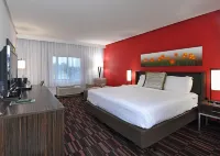 Holiday Inn Irving - Las Colinas Hotels near Trinity Railway Express - West Irving Station