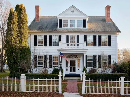 Kennebunkport Captains Collection