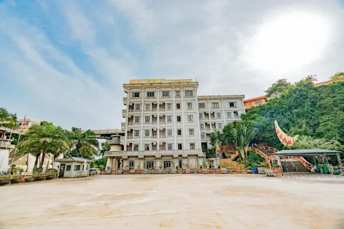 Hòn Dấu Resort