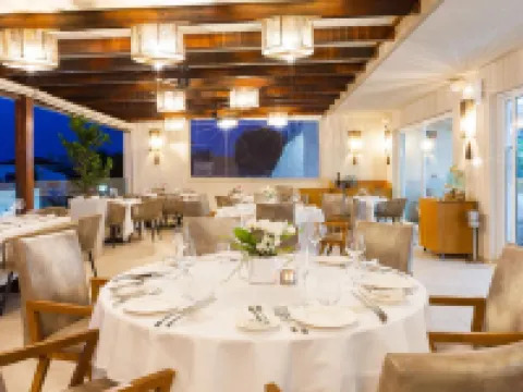 Sun and Sea Plus Resort Hotels in Vamos