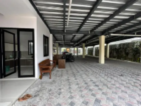 Mangkoe Ndoro Kostel Godean otelleri