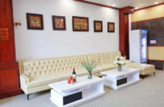 Mia Noi Bai機場飯店