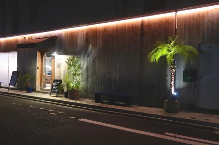 Miss Morgan Hotel Отели рядом с достопримечательностью «Shrine of Hiratsuka Hachimangu»