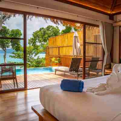 Ten Moons Sunset Villas Rooms