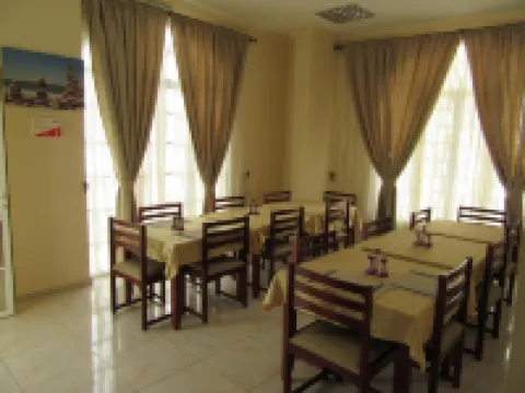 Al Ferdous Hotel Apartments