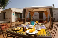 Santa Maria Resort - breakfast