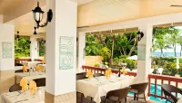 Bedarra Beach Inn
