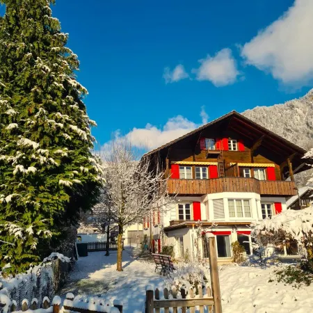 Adventure Guesthouse Interlaken Отели рядом с достопримечательностью «Высота Хардер Кульм»