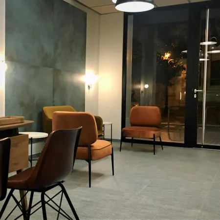 MD Modern Hotel - Jardines Отели рядом с достопримечательностью «Музей изящных искусств Валенсии»