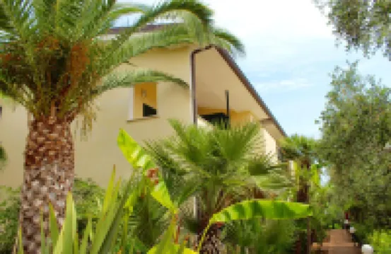 빌라조 투리스티코 데펜솔라