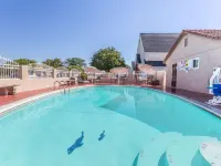 Signature Inn Merced Yosemite Parkway Hotels in Merced