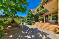 Valentin Guest House