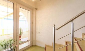 Pioner Living Quartes