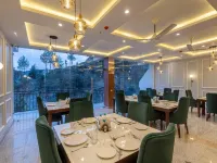 The Chail Resort Hotele w: Chail