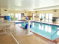 Hampton Inn Litchfield - Pools