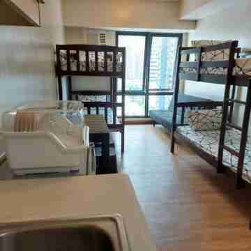 Flair Towers Staycation with Pool Rooms