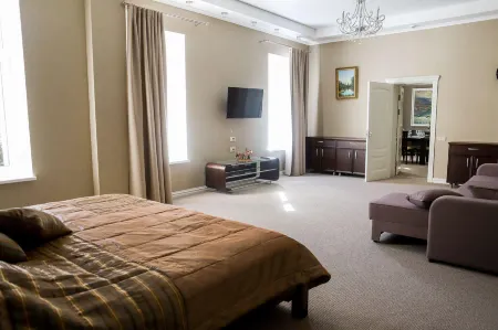 Портал Отели рядом с достопримечательностью «State Museum Of Oriental Art»