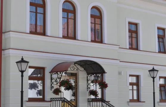 沃爾帕茲諾埃瓦酒店 - 商業建築